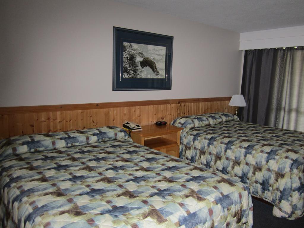 Lakeside Motel วิลเลียมส์เลค ภายนอก รูปภาพ