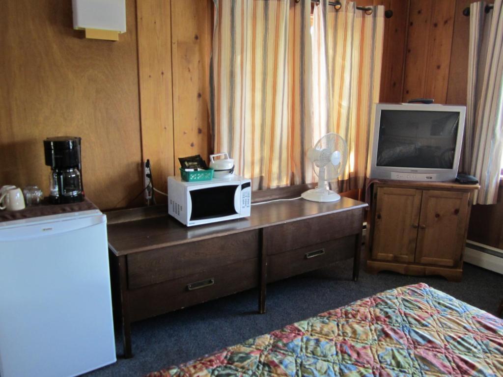 Lakeside Motel วิลเลียมส์เลค ภายนอก รูปภาพ