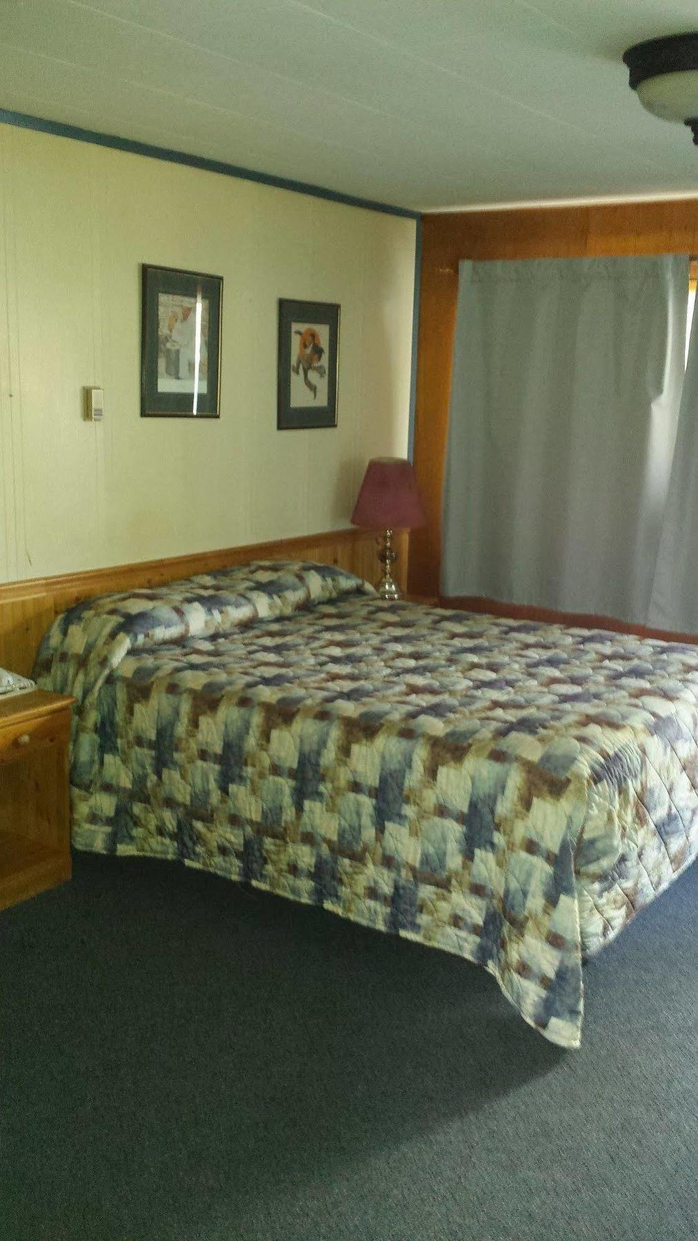 Lakeside Motel วิลเลียมส์เลค ภายนอก รูปภาพ