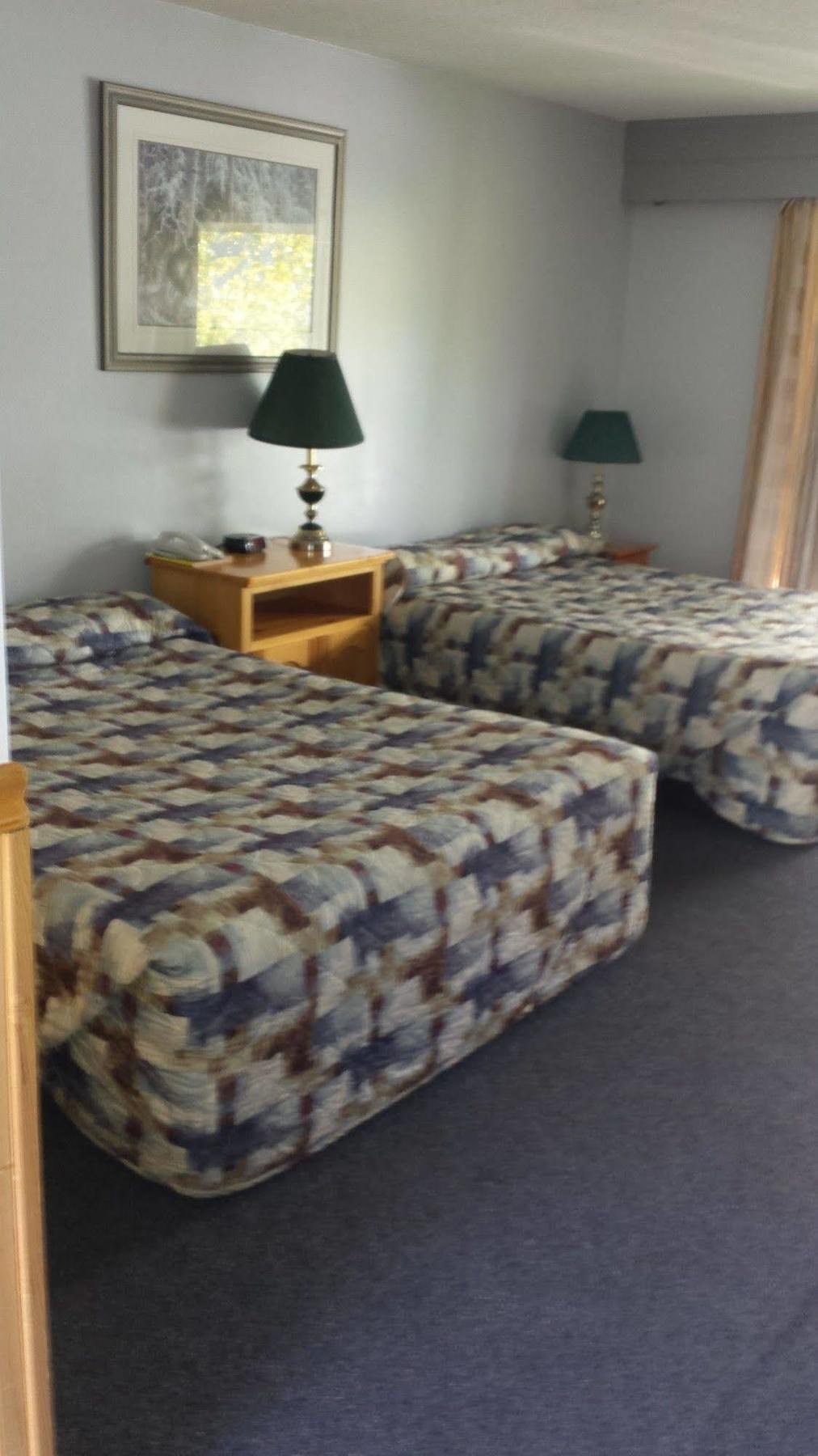 Lakeside Motel วิลเลียมส์เลค ภายนอก รูปภาพ