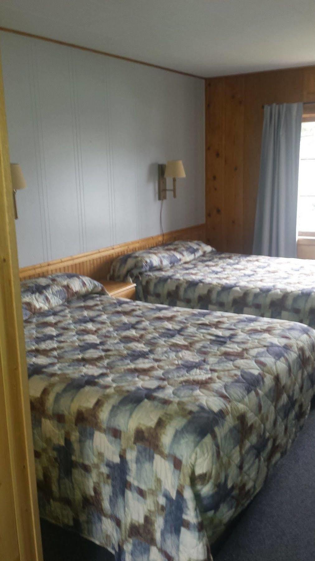 Lakeside Motel วิลเลียมส์เลค ภายนอก รูปภาพ